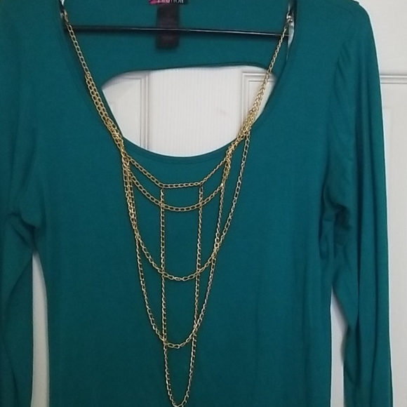 🌻LIPSTICK Gorgeous Blouse - Picture 2 of 5